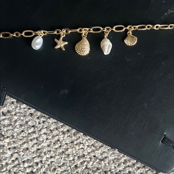 Gold Tone sea shell Charm Bracelet - Women Jewelry - Picture 2 of 3